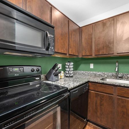 Rustic 1Br Apartment Near Medcenter-Uh-Nrg ヒューストン エクステリア 写真